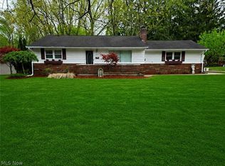 1702 Bears Den Rd, Youngstown, OH 44511
