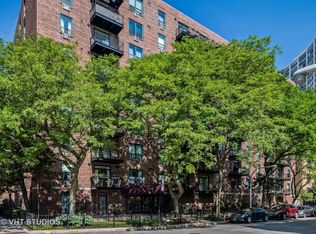 3900 N Pine Grove Ave APT 501, Chicago, IL 60613