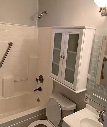 4th image of 1084 Odessa Dr W