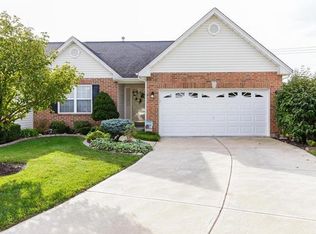 10 Piepers Glen Ct, O'Fallon, MO 63366