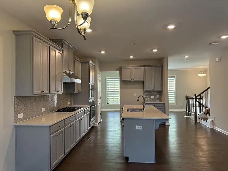 381 Northaven Ave — Photo 5