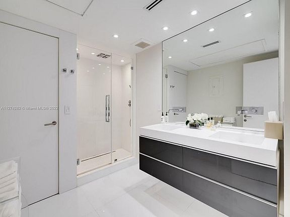 3rd image of 15714 Fisher Island Dr #15714