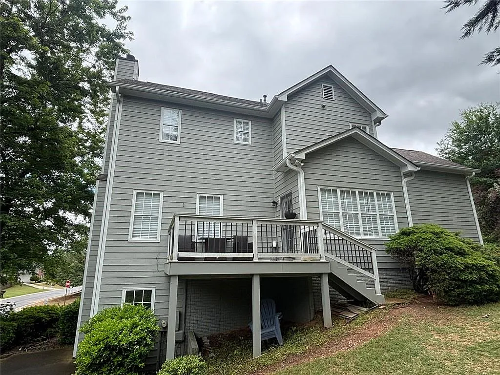 4 bed, 3.5 bath, 2394 sqft, $3,550 — Photo 3