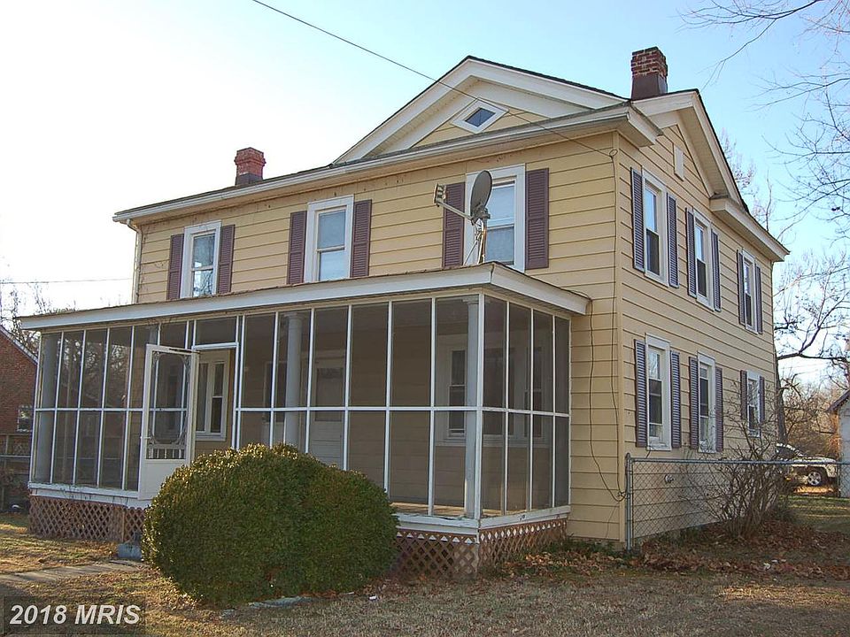 1st image of 16361 Milford St