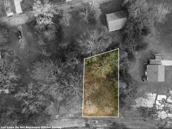 407 S White St, Gladewater, TX 75647