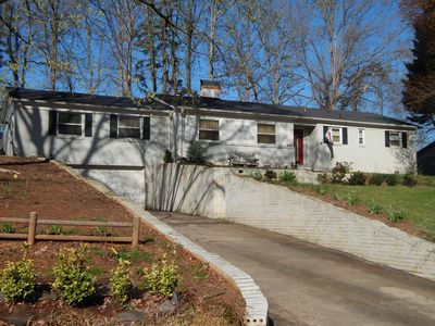 521 10th Street Pl NW, Hickory, NC, 28601