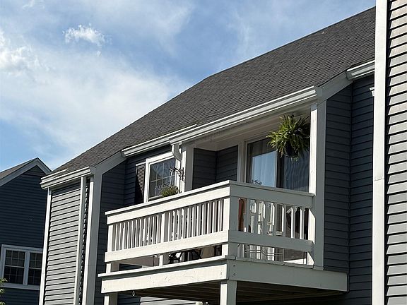 2nd image of 600 Commons Way #E