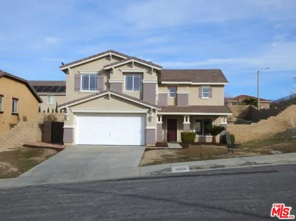 38608 Kyle Pl, Palmdale, CA 93551