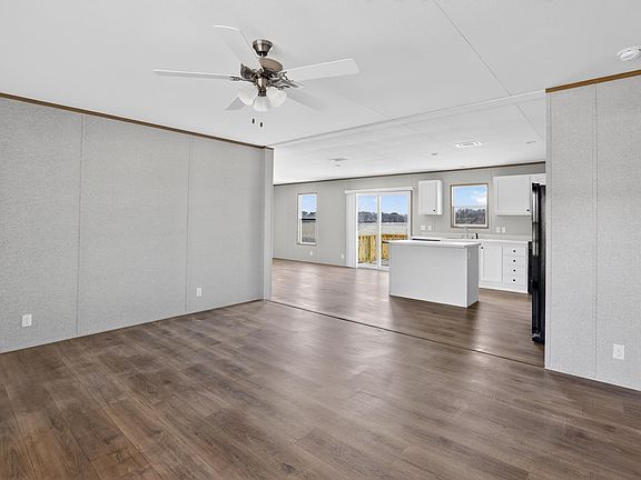 4th image of 309 Rhett Ct