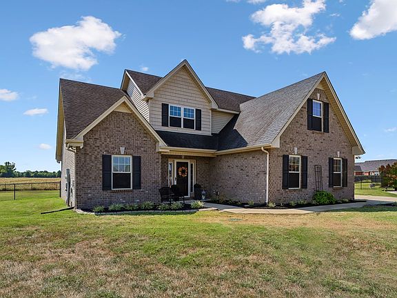 3rd image of 900 Nimbus Ln