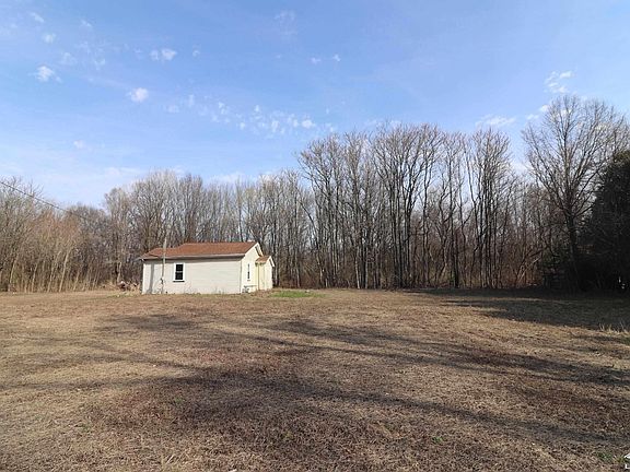 5th image of 2630 W Temperance Rd