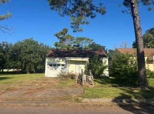 1439 W 5th St, Port Arthur, TX 77640