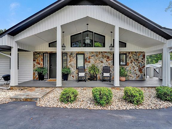 5th image of 469 Cedar Ridge Rd