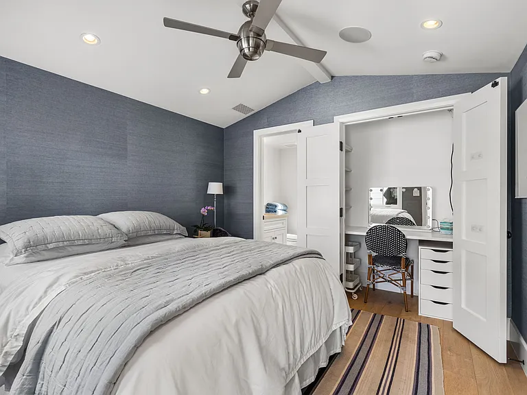 2nd Floor Guest Room