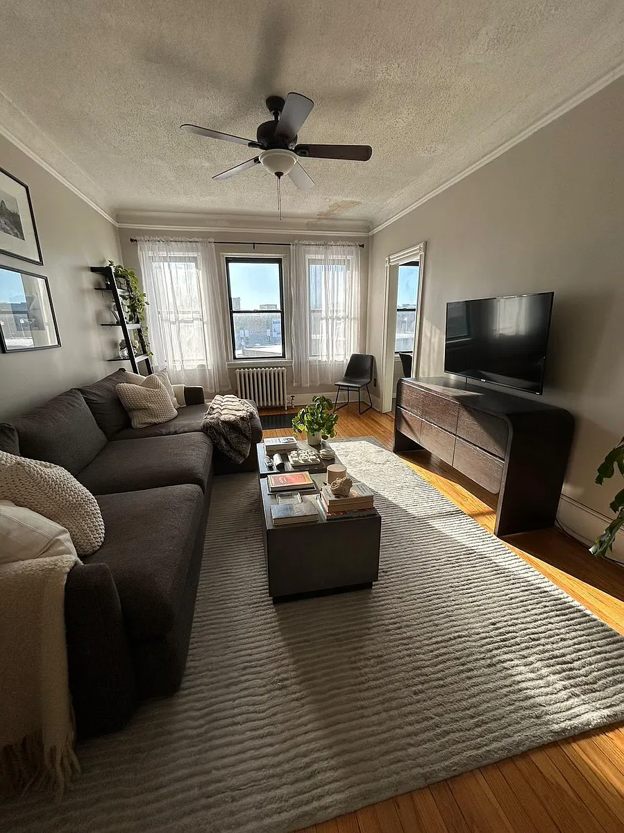 Building Photo - 145 Englewood Ave #4