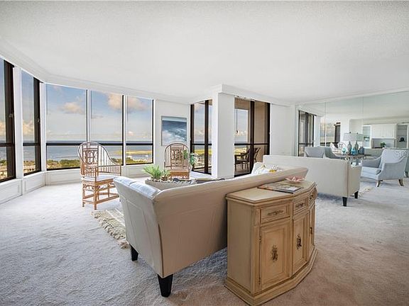5th image of 1 Beach Dr SE Unit 1704