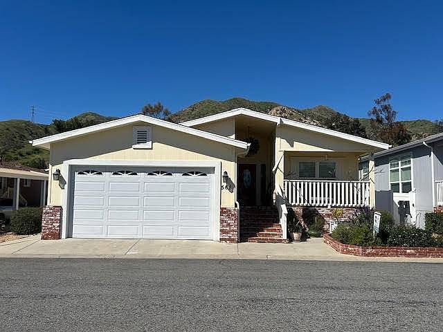 1st image of 15455 Glenoaks Blvd Space 568