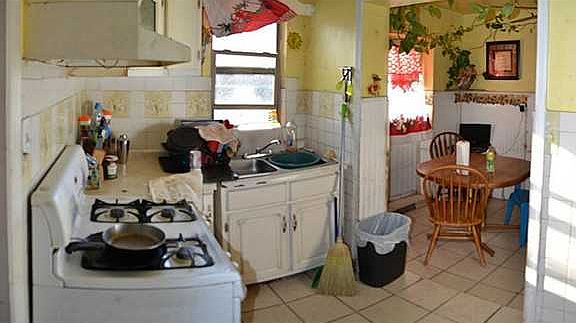 4th image of 1127 Magoffin Ave APT 9