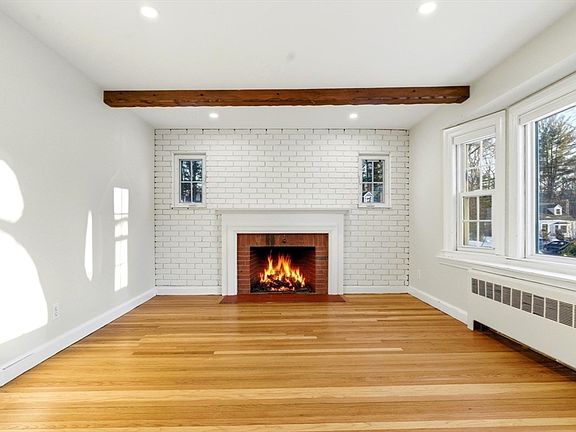 5th image of 16 Sunnyfield Rd