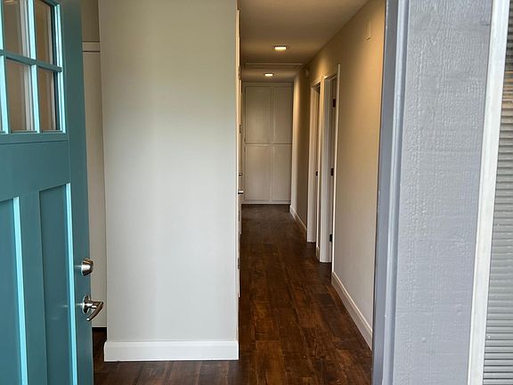 3rd image of 770 Pelican Way