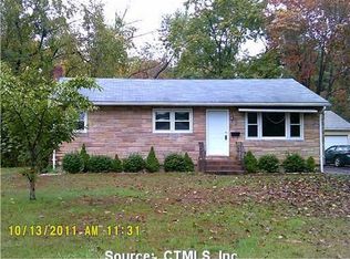 20 Deepwood Dr, East Hartford, CT 06118