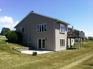 W890 North Ct, Green Lake, WI 54941
