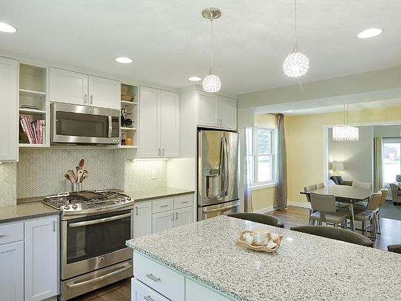4th image of 442 Wedgewood Dr