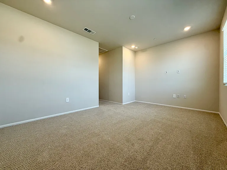 4889 Merida Way — Photo 39