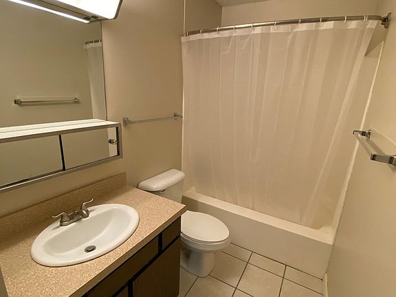 2nd image of 4405 S 27th St #G10