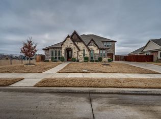 2406 Moon Dance Ln, Midlothian, TX 76065