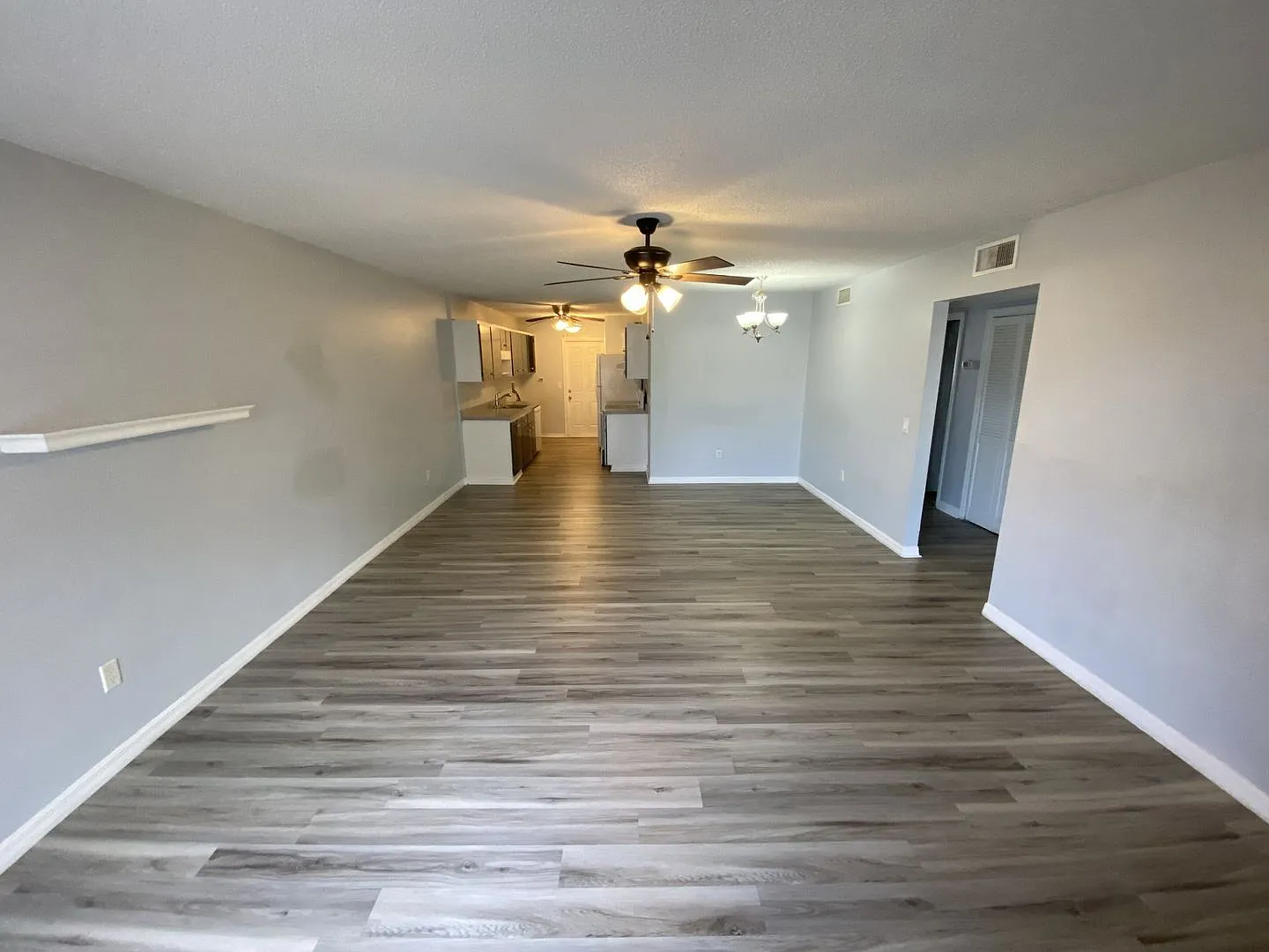 3-bedroom 2 Bathroom Tavares — Photo 3