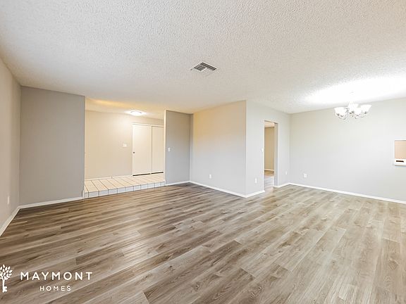 4th image of 2102 E Sheena Dr