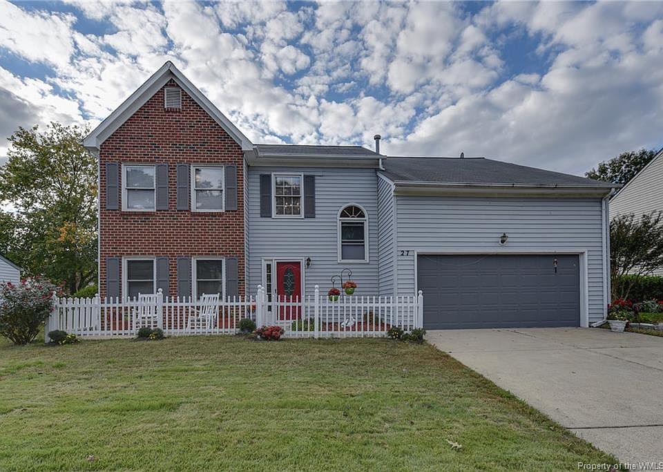 1st image of 27 Sherry Dell Dr