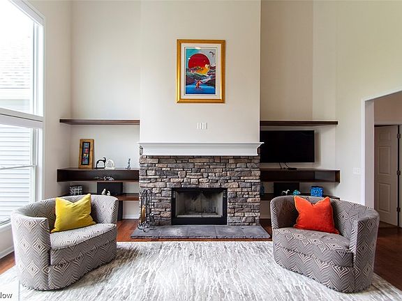 5th image of 4505 Sunset Cove Dr