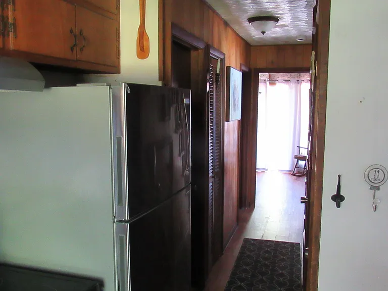 340 Goheen St — Photo 41