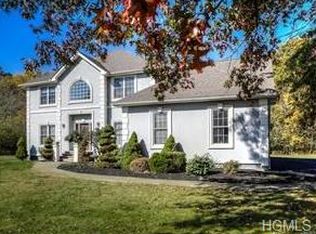 31 Bristol Dr, Middletown, NY 10941