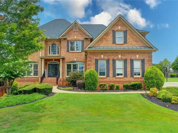 2241 Hunters Green Dr, Lawrenceville, GA 30043