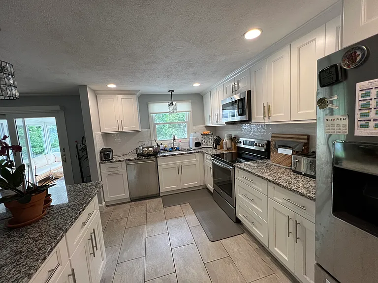 12 Jeremiah Cir — Photo 5