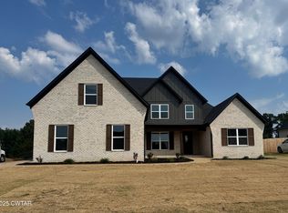 63 Cheddleton Dr, Jackson, TN 38305