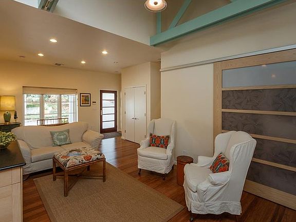 5th image of 2231 Howard Dr