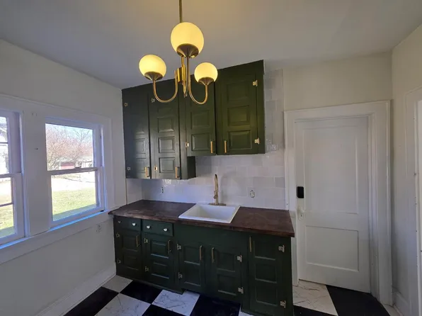 159 Oak Park Dr Unit 1, Akron, OH 44302