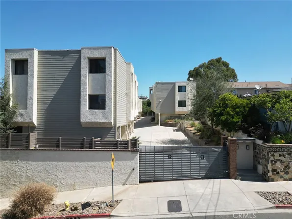 2621 E 20th St Unit 12, Signal Hill, CA 90755