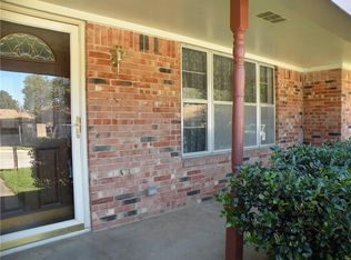 207 S Val Verde Cir, Keene, TX 76059