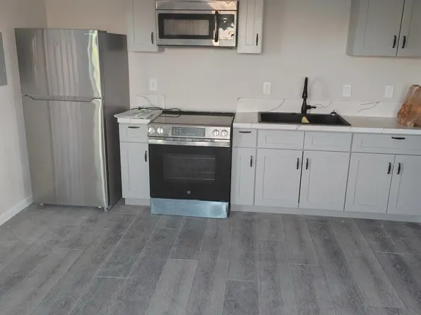 304 N 5th Ave, Barstow, CA