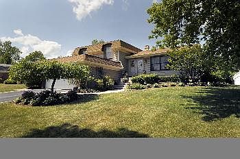 1st image of 1124 Westbury Dr