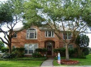 3911 Silver Aspen Ct, Houston, TX 77059