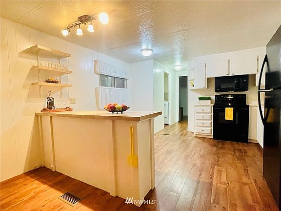 4th image of 9503 314th Avenue SE #43
