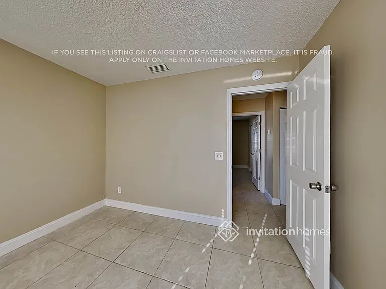 359 Las Palmas St — Photo 10