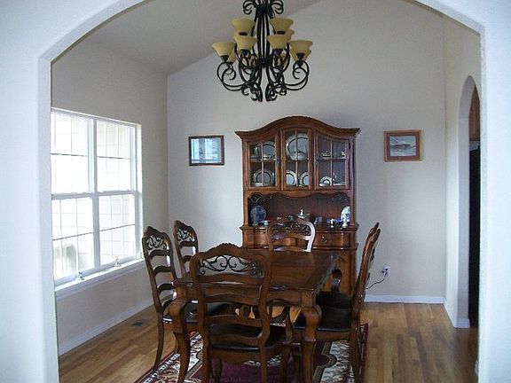 Formal Dining