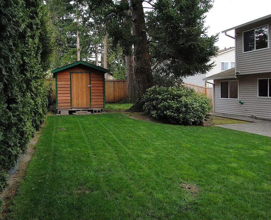 13220 NE 130th Pl photo 1